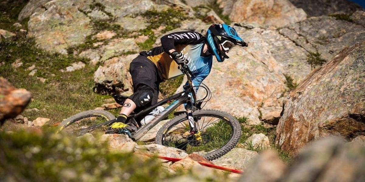29er carbon hardtail mountain bike